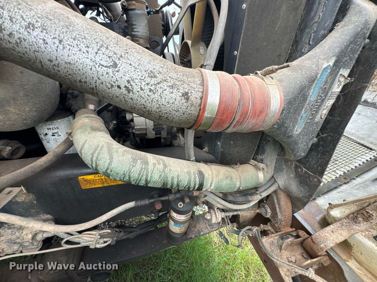 image for item DU9230 1999 Kenworth propane delivery truck