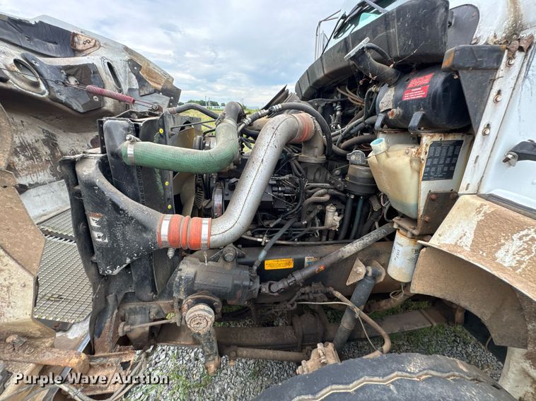 image for item DU9230 1999 Kenworth propane delivery truck