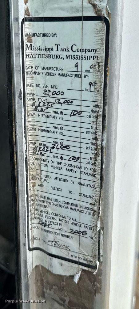 image for item DU9230 1999 Kenworth propane delivery truck