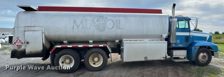 image for item DU9232 1998 Freightliner Conventional fuel truck