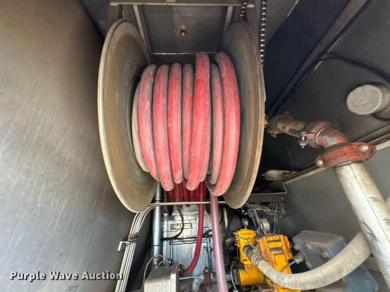 image for item DU9232 1998 Freightliner Conventional fuel truck