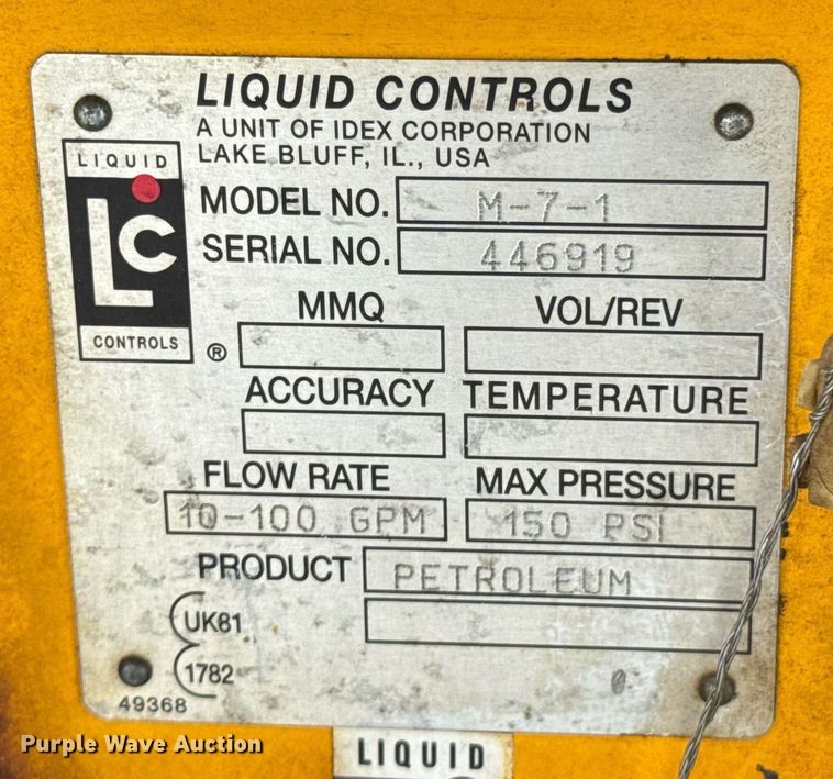 image for item DU9232 1998 Freightliner Conventional fuel truck