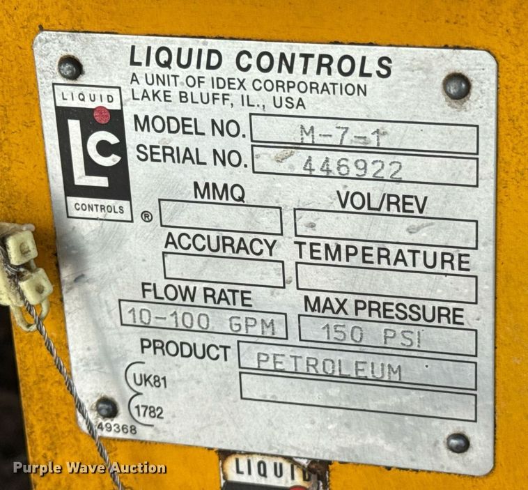 image for item DU9232 1998 Freightliner Conventional fuel truck