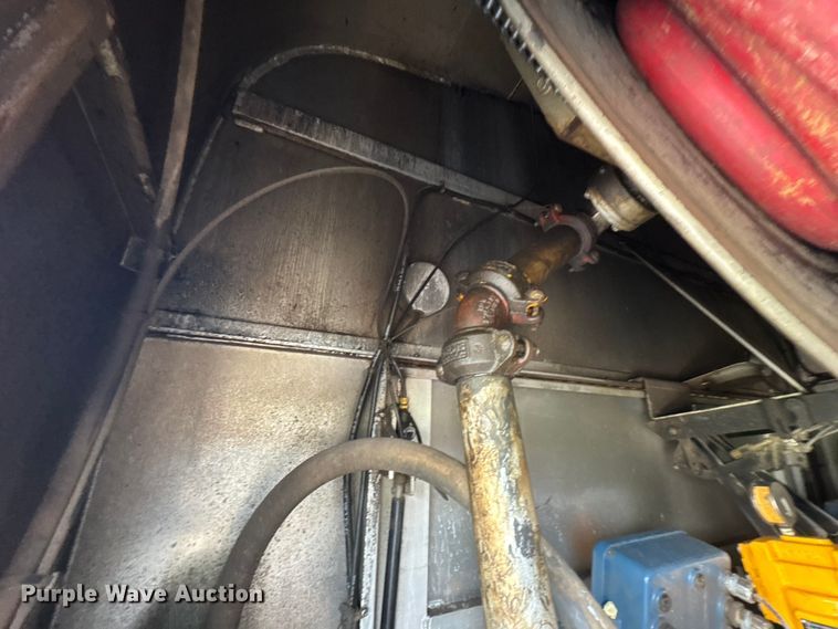 image for item DU9232 1998 Freightliner Conventional fuel truck