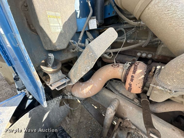 image for item DU9232 1998 Freightliner Conventional fuel truck