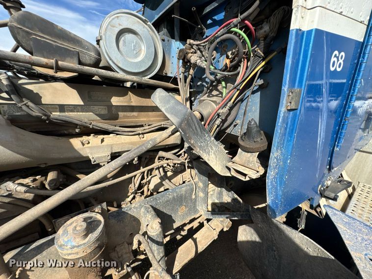 image for item DU9232 1998 Freightliner Conventional fuel truck