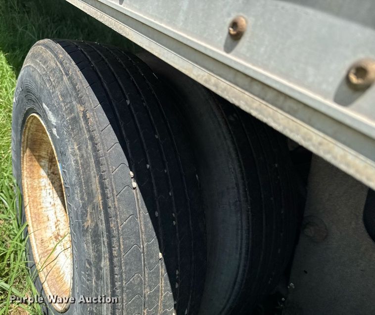 image for item DU9233 2007 Wabash DVCVHPC dry van trailer