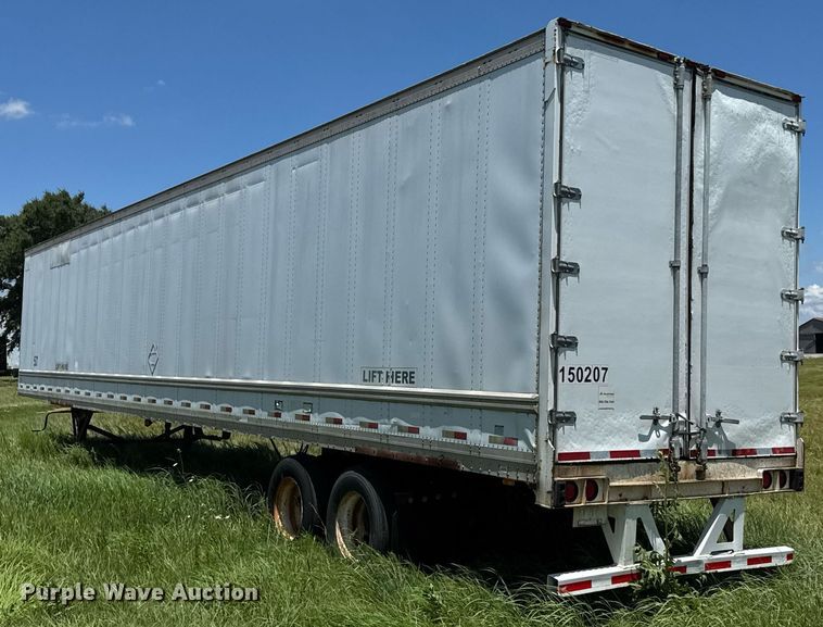 image for item DU9235 2000 Strick dry van trailer