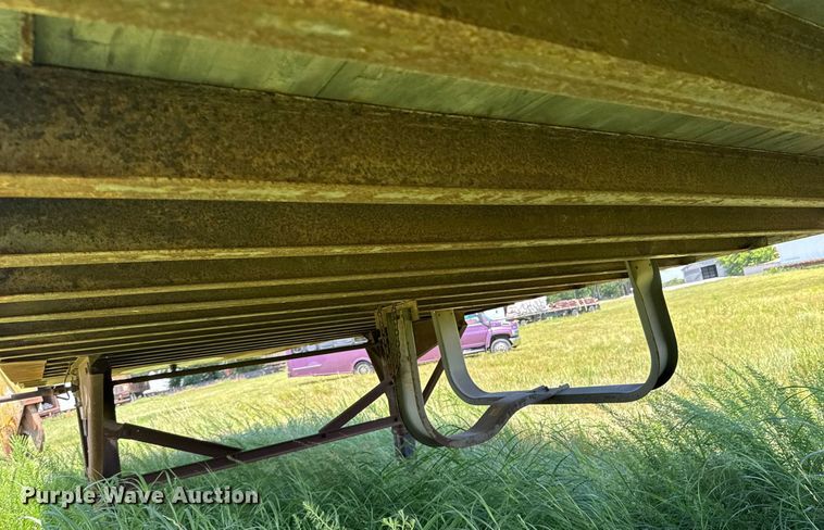 image for item DU9235 2000 Strick dry van trailer