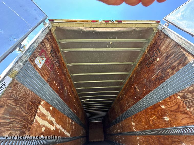 image for item DU9235 2000 Strick dry van trailer