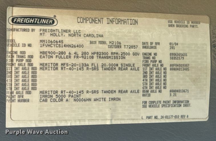 image for item DU9948 2004 Freightliner Business Class M2 flatbed truck