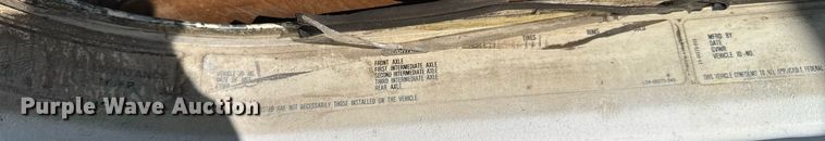 image for item DU9952 1993 Freightliner FLD semi truck