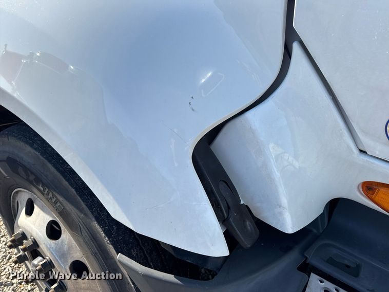 image for item DV4119 2016 International ProStar 122 semi truck