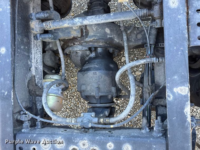 image for item DV4119 2016 International ProStar 122 semi truck