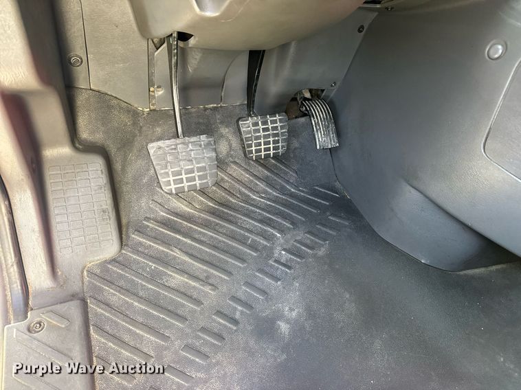 image for item DV4119 2016 International ProStar 122 semi truck