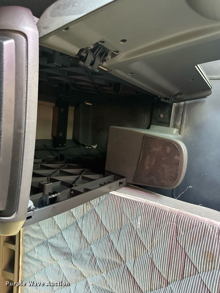 image for item DV4119 2016 International ProStar 122 semi truck