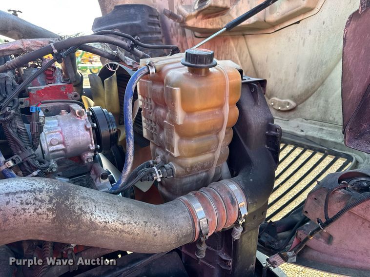 image for item DV4119 2016 International ProStar 122 semi truck