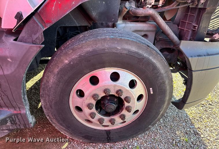 image for item DV4119 2016 International ProStar 122 semi truck