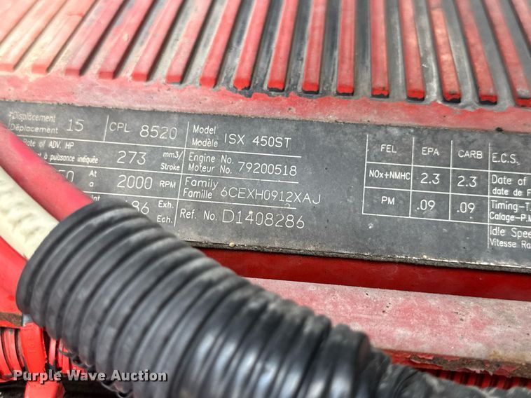 image for item DV4216 2007 International 9200i semi truck