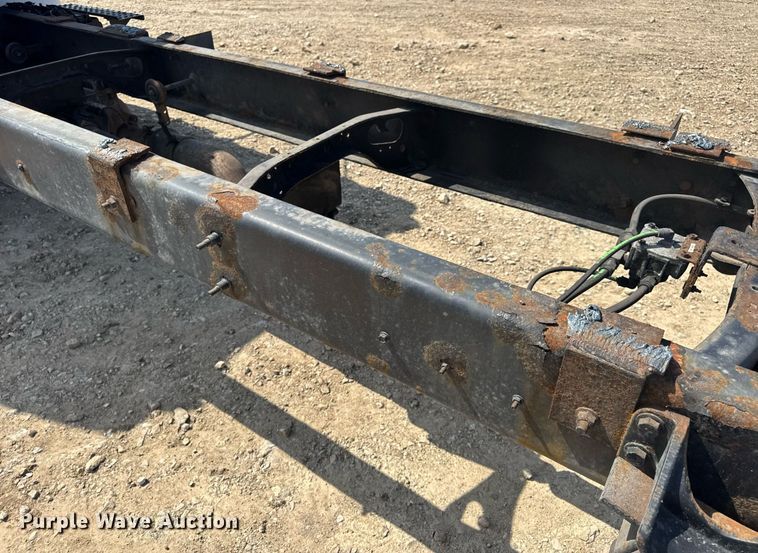 image for item DV4217 2011 International DuraStar 4300 truck cab and chassis