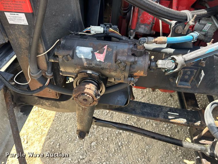 image for item DV4218 2007 International 9200i semi truck