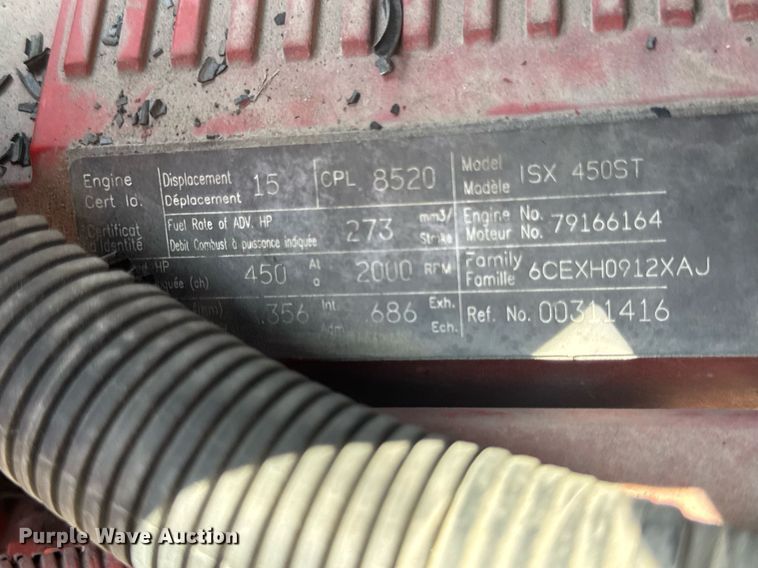 image for item DV4218 2007 International 9200i semi truck