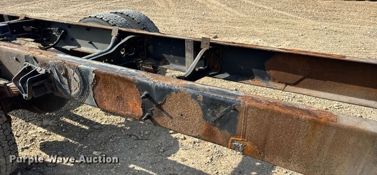 image for item DV4222 2007 International 4300 truck cab and chassis