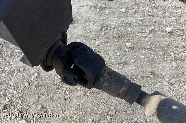 image for item DV4222 2007 International 4300 truck cab and chassis