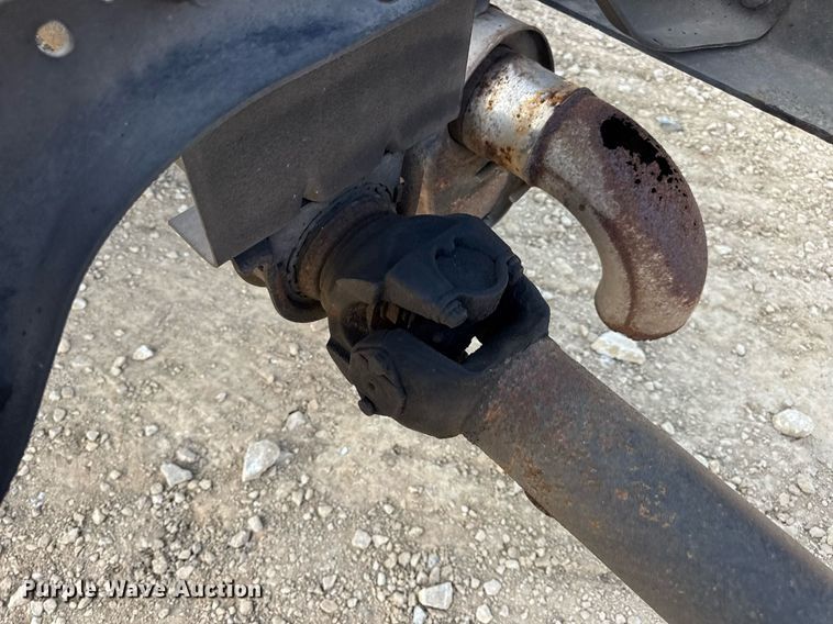 image for item DV4222 2007 International 4300 truck cab and chassis