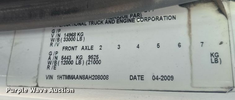 image for item DV4223 2010 International DuraStar 4300 truck cab and chassis