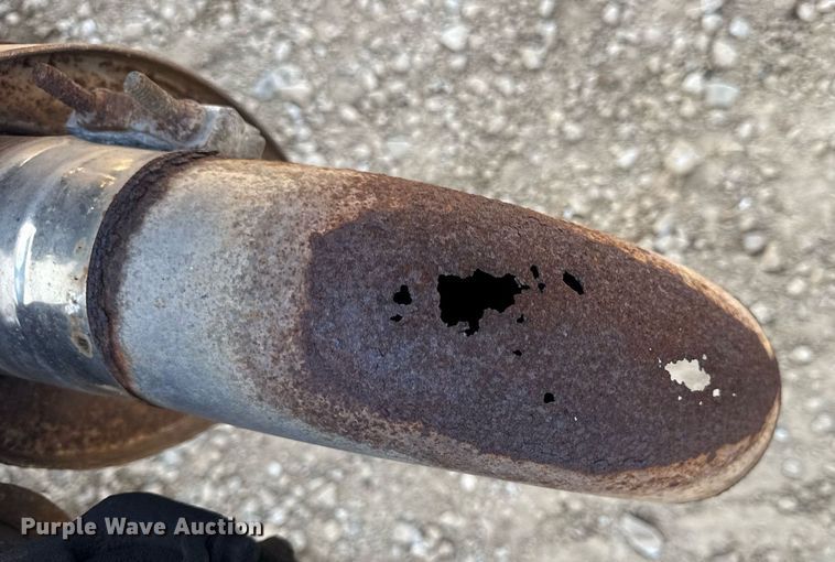 image for item DV4224 2007 International 4300 truck cab and chassis