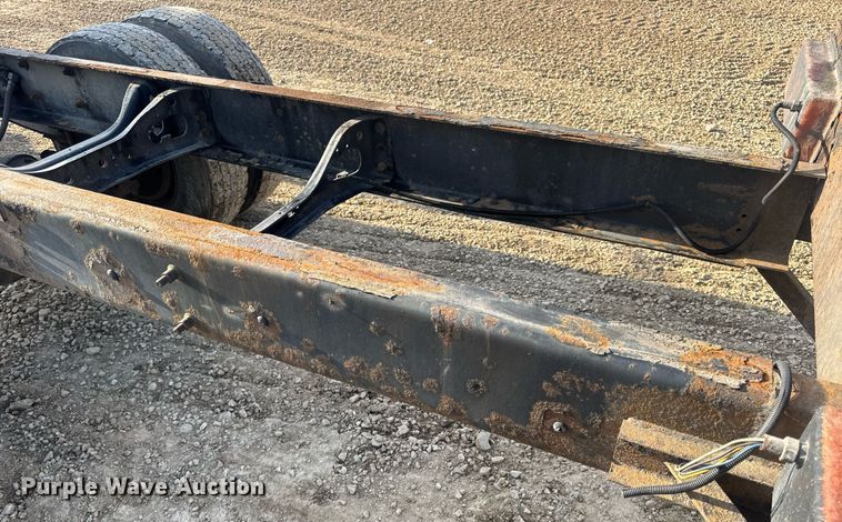 image for item DV4226 2007 International 4300 truck cab and chassis