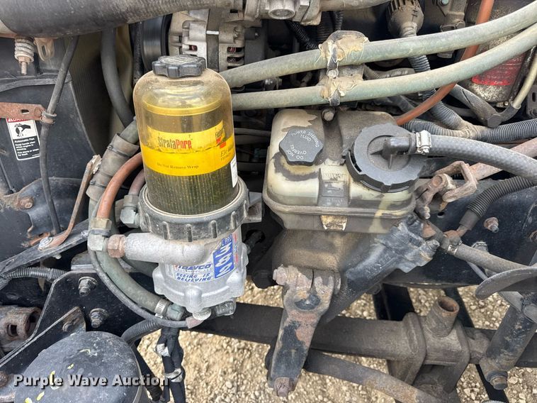 image for item DV4227 2009 Freightliner Columbia 120 semi truck