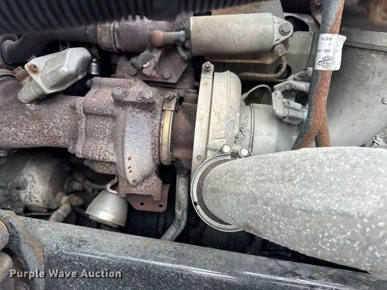 image for item DV4227 2009 Freightliner Columbia 120 semi truck