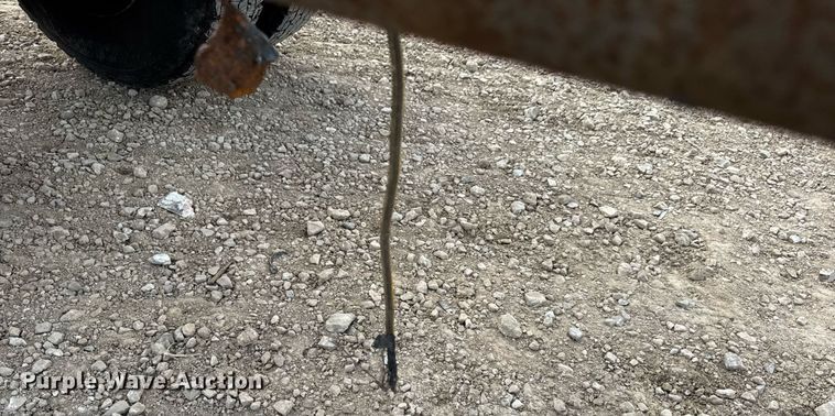 image for item DV4236 2010 International DuraStar 4300 truck cab and chassis