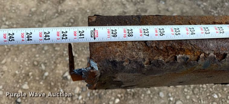 image for item DV4236 2010 International DuraStar 4300 truck cab and chassis