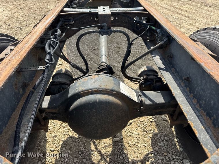 image for item DV4236 2010 International DuraStar 4300 truck cab and chassis