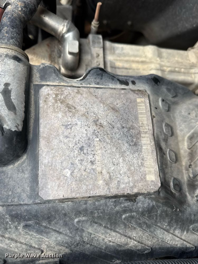 image for item DV4237 2009 International DuraStar 4400 truck cab and chassis