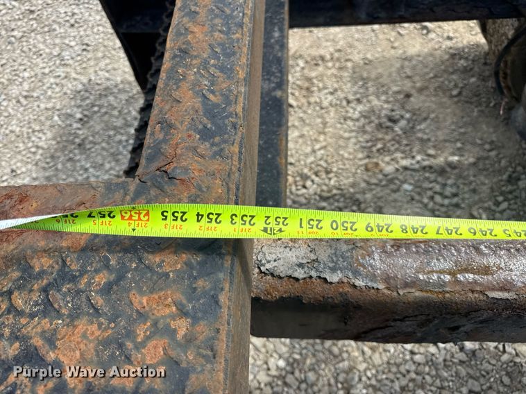 image for item DV4238 2007 International 4400 truck cab and chassis