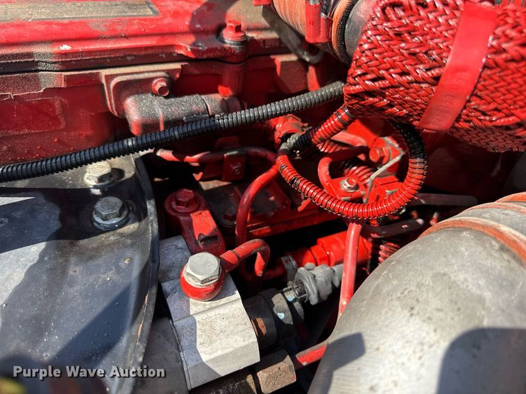 image for item DV4240 2013 Freightliner Business Class M2 106 truck cab and chassis