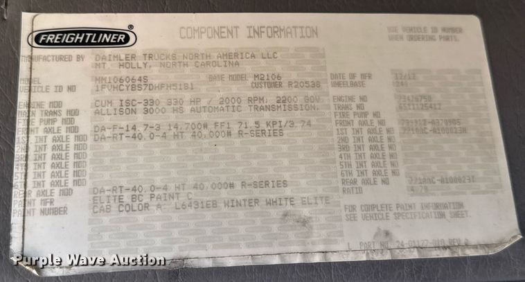 image for item DV4240 2013 Freightliner Business Class M2 106 truck cab and chassis