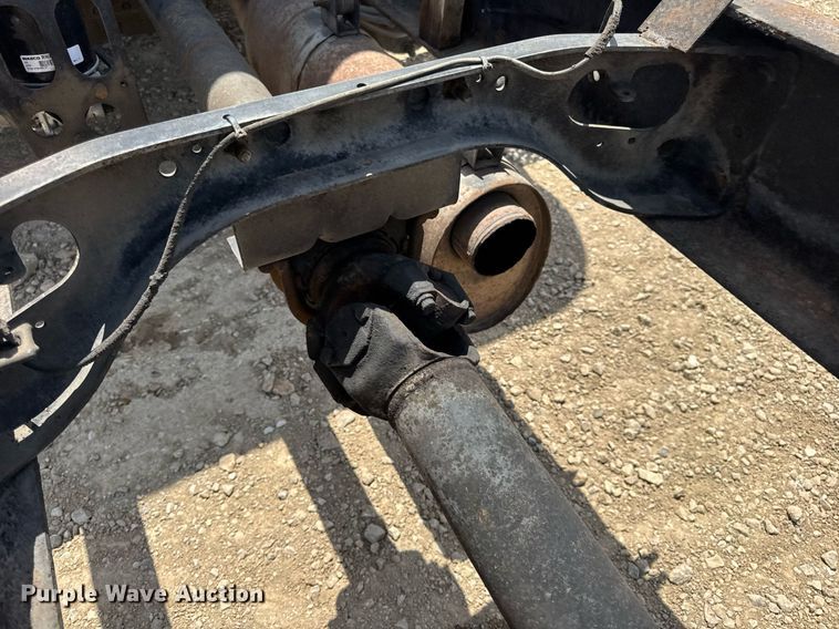 image for item DV4241 2006 International 4300 truck cab and chassis