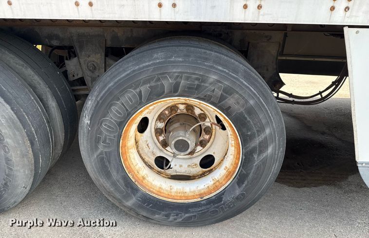 image for item DX5546 2014 Wabash DVCVHPC dry van trailer