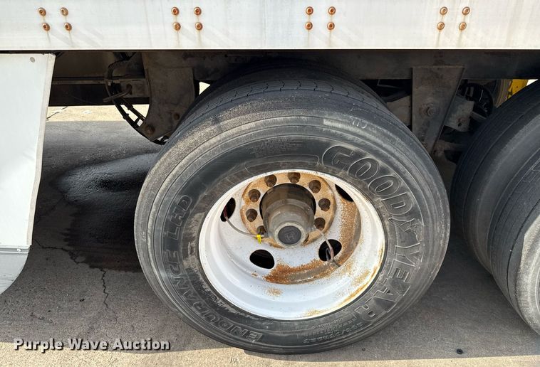 image for item DX5546 2014 Wabash DVCVHPC dry van trailer