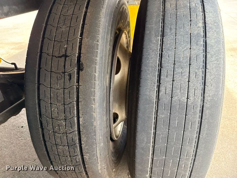 image for item DX5547 2014 Wabash DVCVHPC dry van trailer