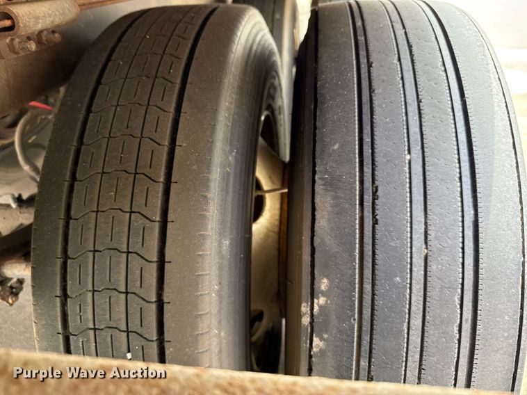 image for item DX5548 2014 Wabash DVCVHPC dry van trailer