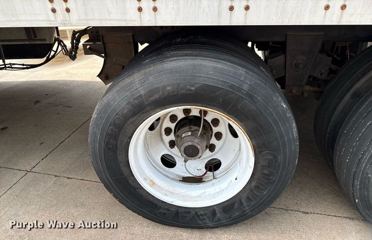 image for item DX5548 2014 Wabash DVCVHPC dry van trailer