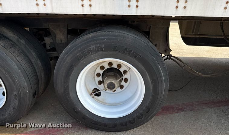 image for item DX5549 2014 Wabash DVCVHPC dry van trailer