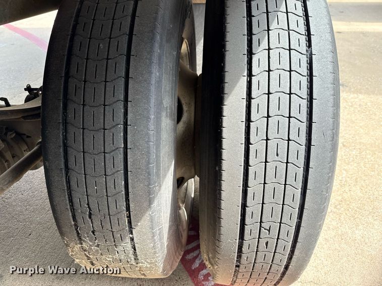 image for item DX5550 2015 Wabash DVCVHPC dry van trailer