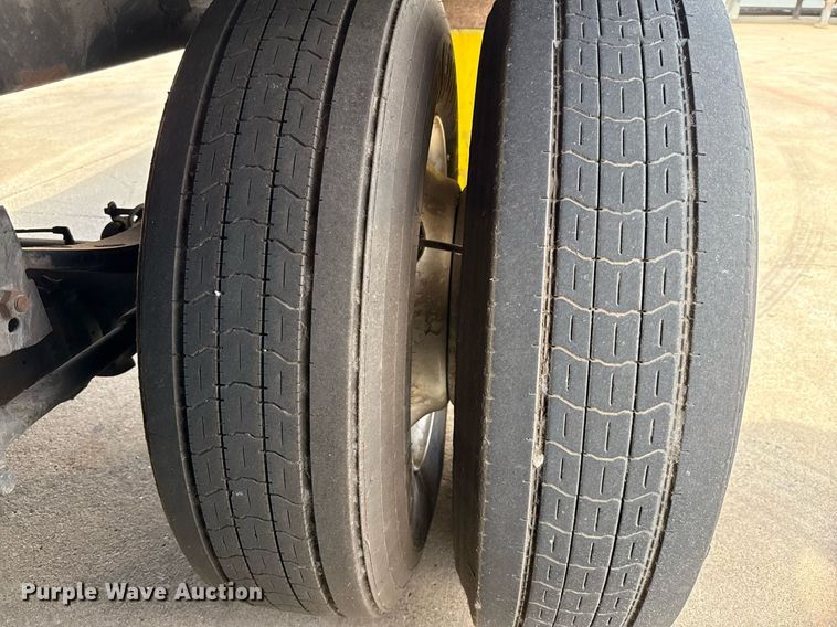 image for item DX5551 2015 Wabash DVCVHPC dry van trailer